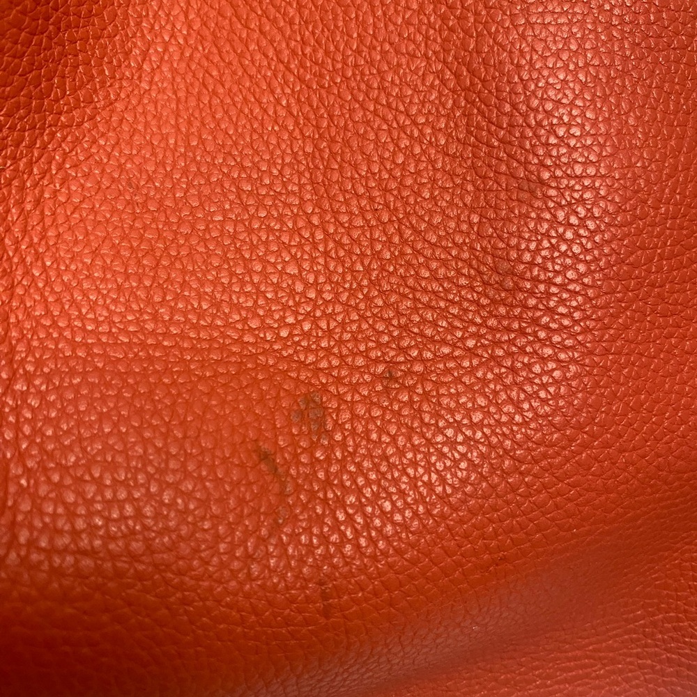 Coach Edie 31 Pebbled Leather Shoulder Tote in Bright Orange  Hang Tag & Dustbag - Picture 14 of 14